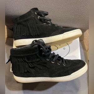 Steve Madden fringe sneakers